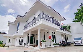 Capital O 90342 Kemang Garden
